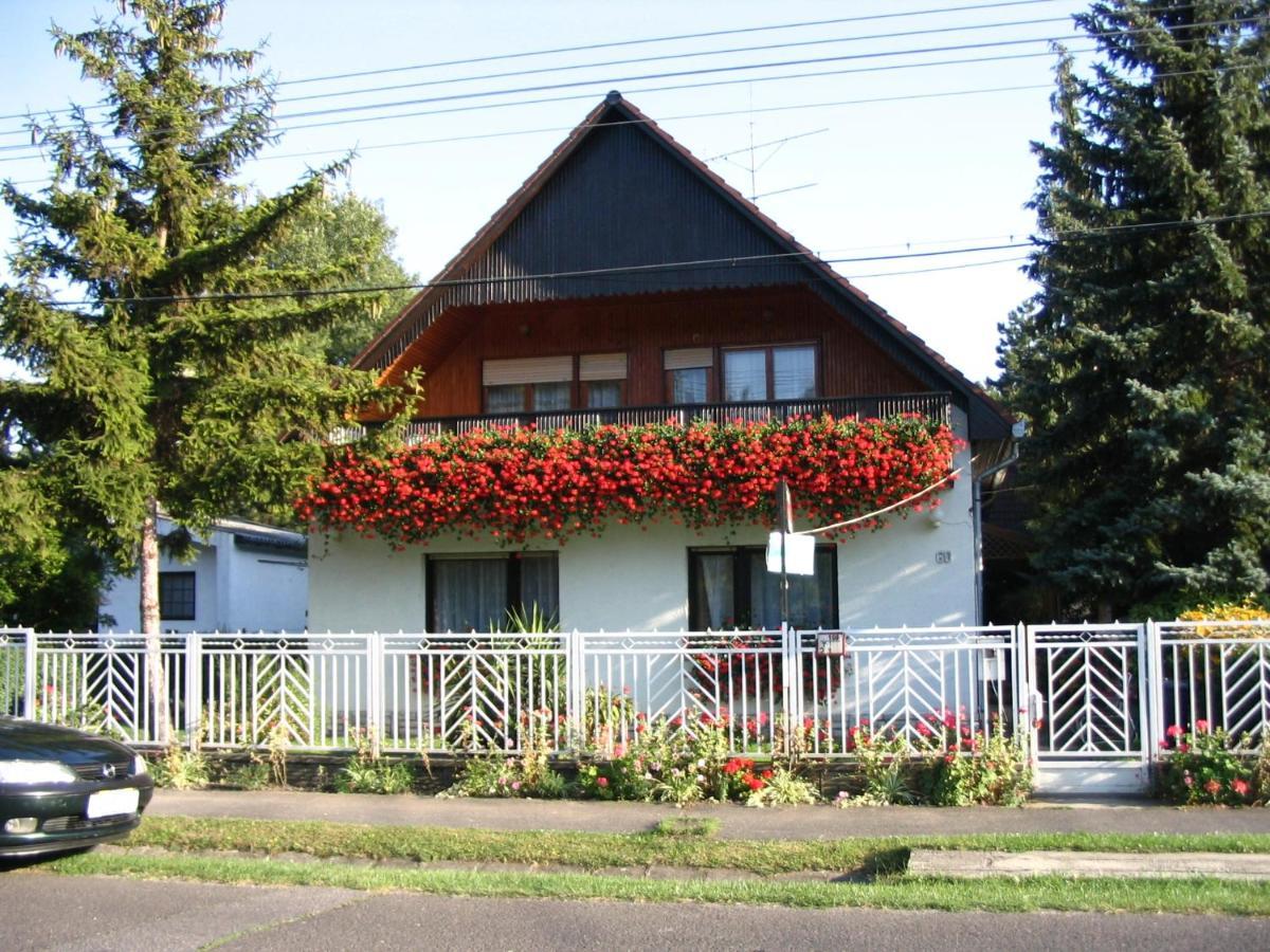 Marika-Lak Apartment Siofok Exterior photo